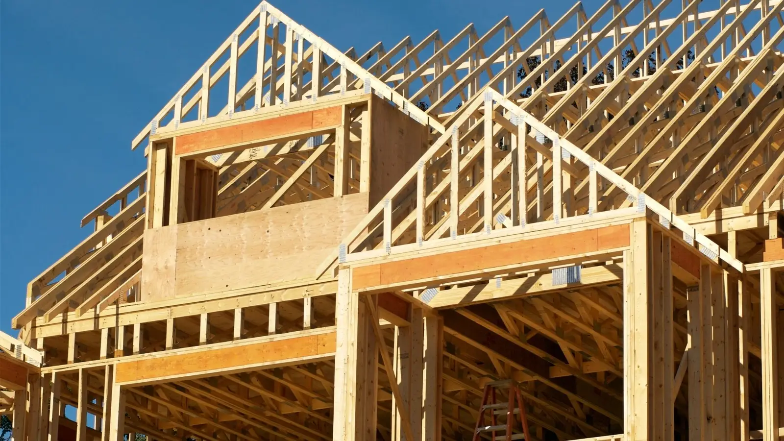 Custom home builder framing in Brooklyn, NY